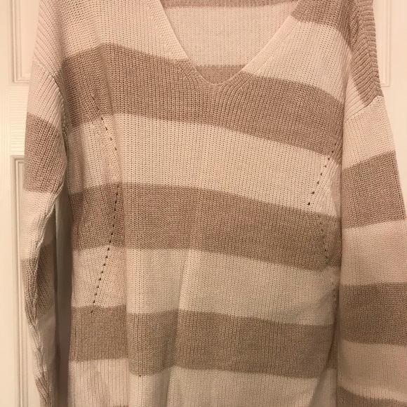 Sweater - Picture 2 of 3